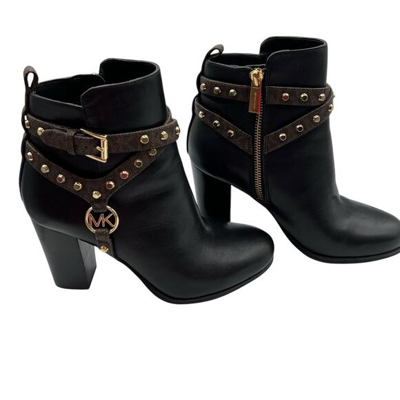 Michael Kors Womens 6 Kincaid Studded Logo Leather Ankle Boots Black Zip NWOT - Picture 1 of 16